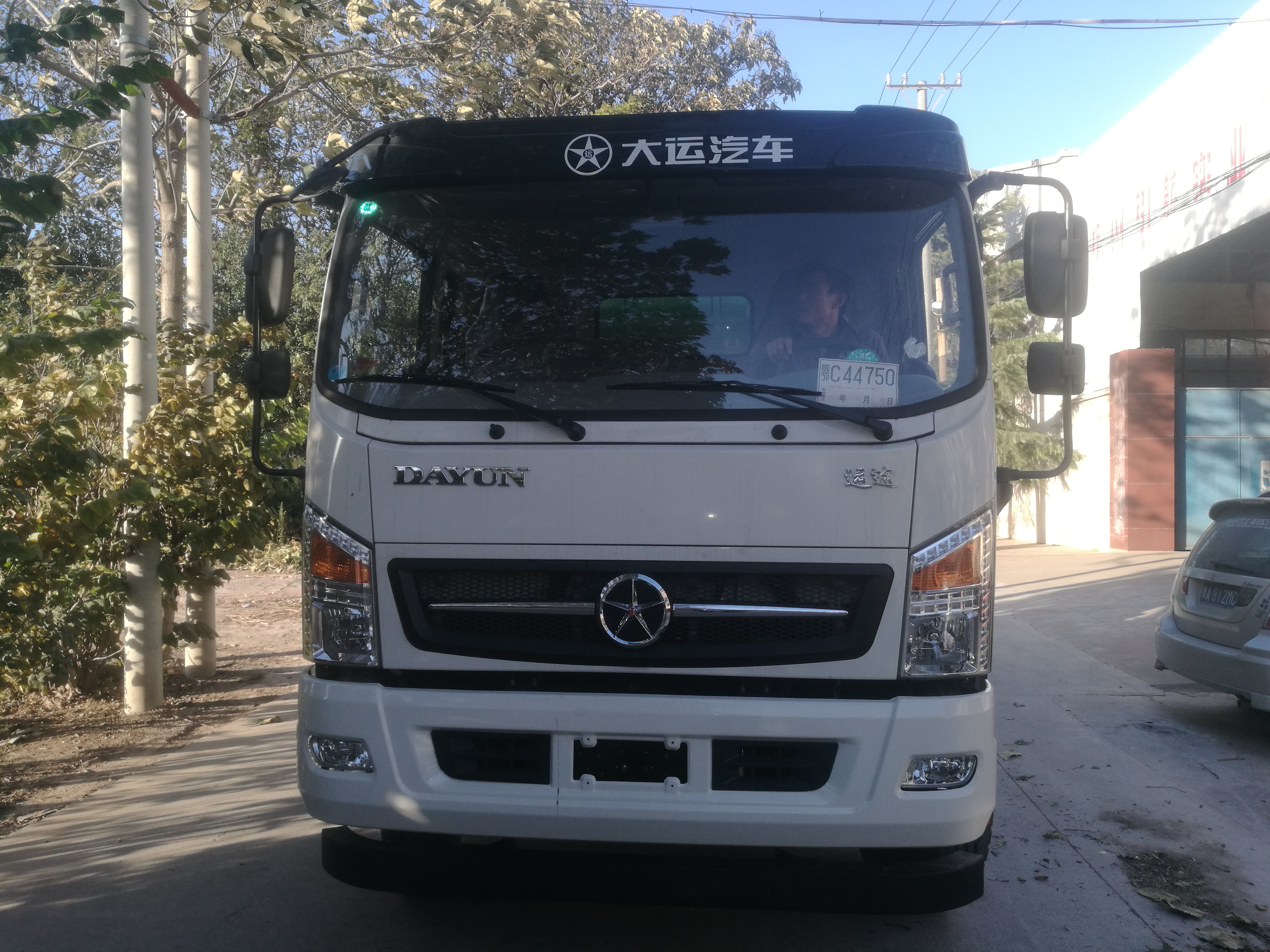 我國工程機(jī)械智能化工業(yè)裝備的發(fā)展路徑