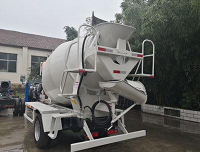 南昌2.5方五輪攪拌車